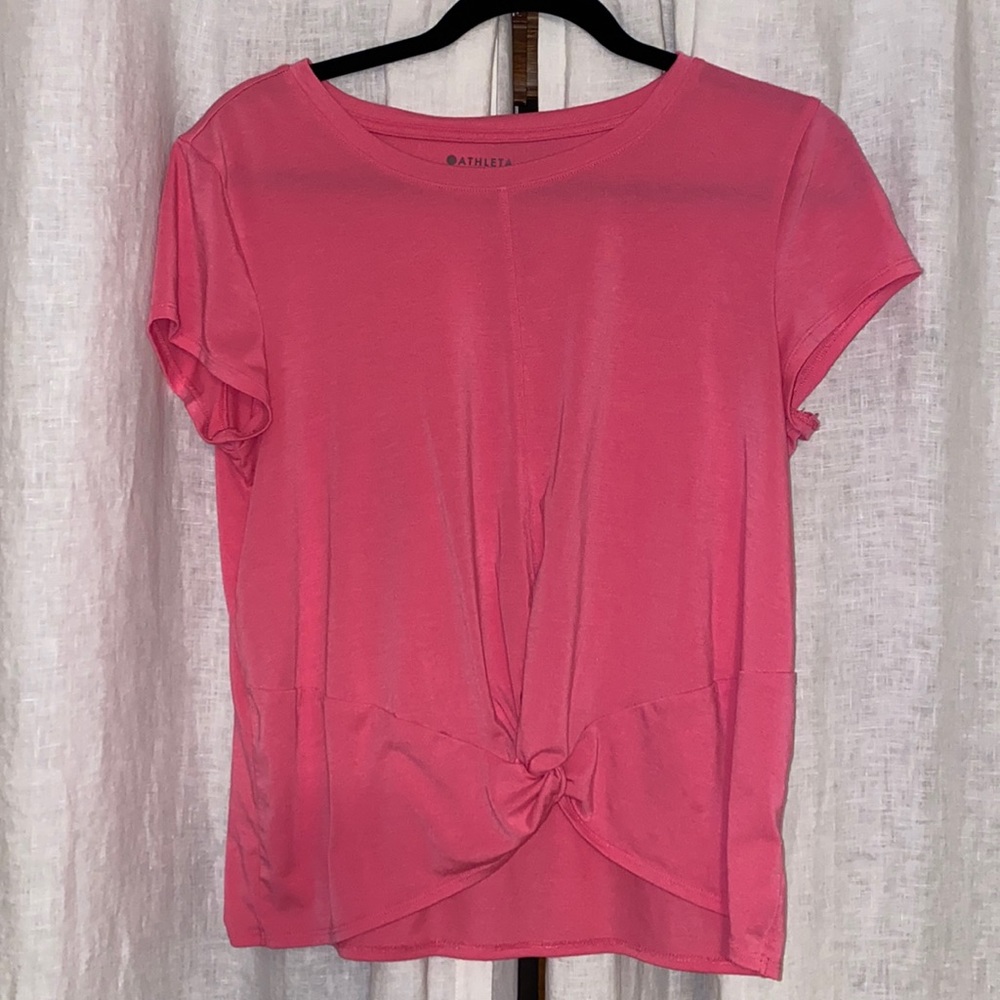 Athleta Essence Knotted tee